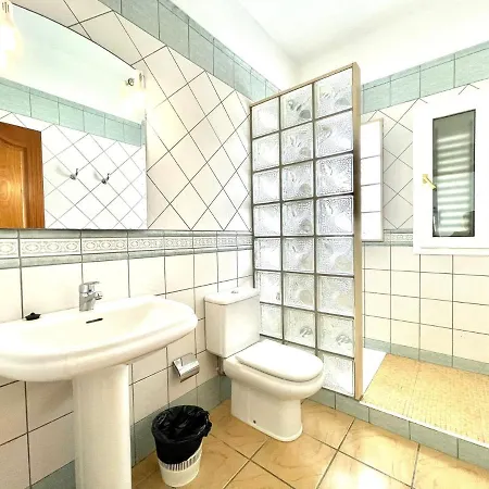 Villa Villa Con Piscina Privada, Wifi Y Estupenda Vista