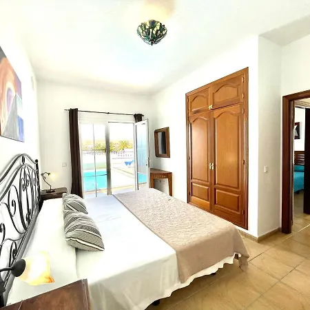 Villa Villa Con Piscina Privada, Wifi Y Estupenda Vista