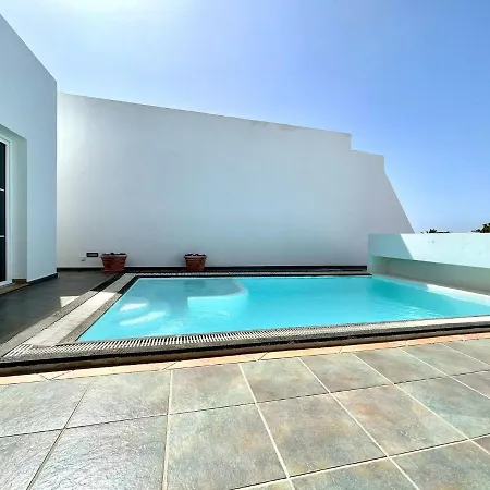 Villa Con Piscina Privada, Wifi Y Estupenda Vista فيلة بْوُرتو كاليرو